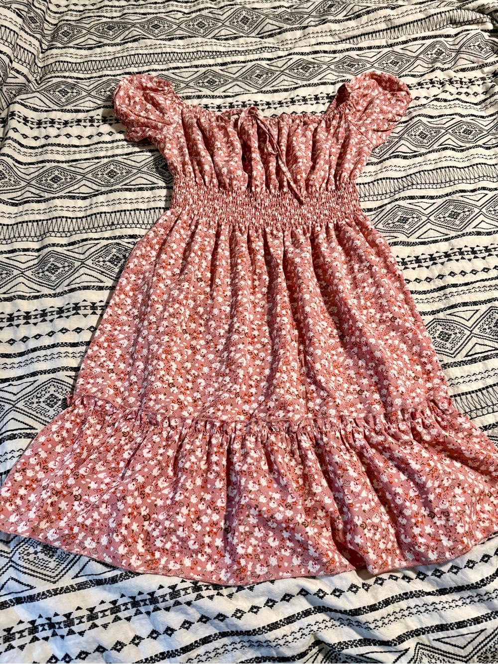 SHEIN Pink Floral Smocked Ruffle Dress